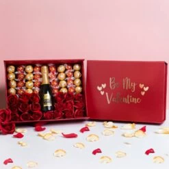 Be My Valentine Luxury Prosecco Hamper With Red Roses And Chocolates