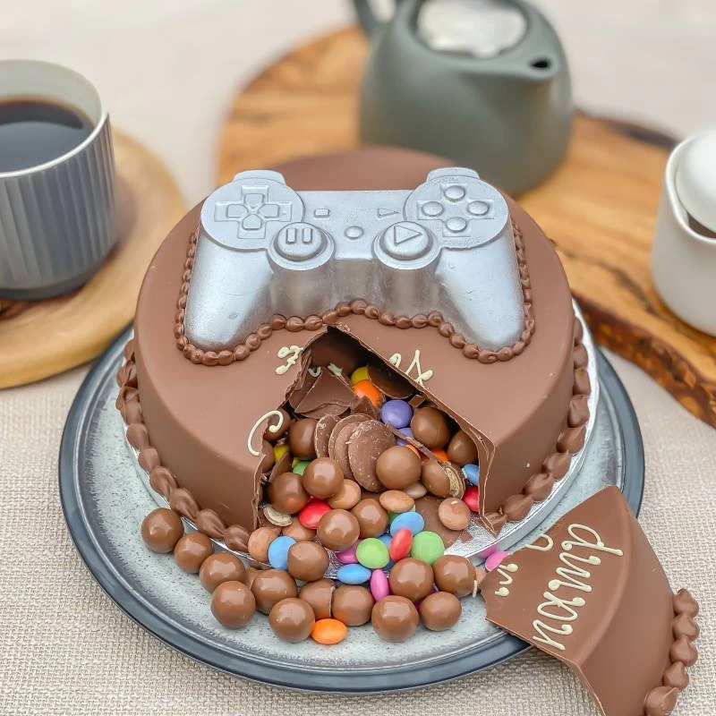 Gamers Smash Cake - Image 2