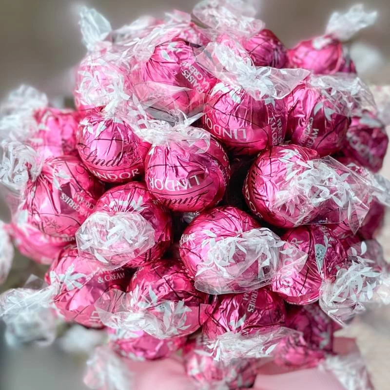 Strawberries And Cream Lindor Tree - Image 2